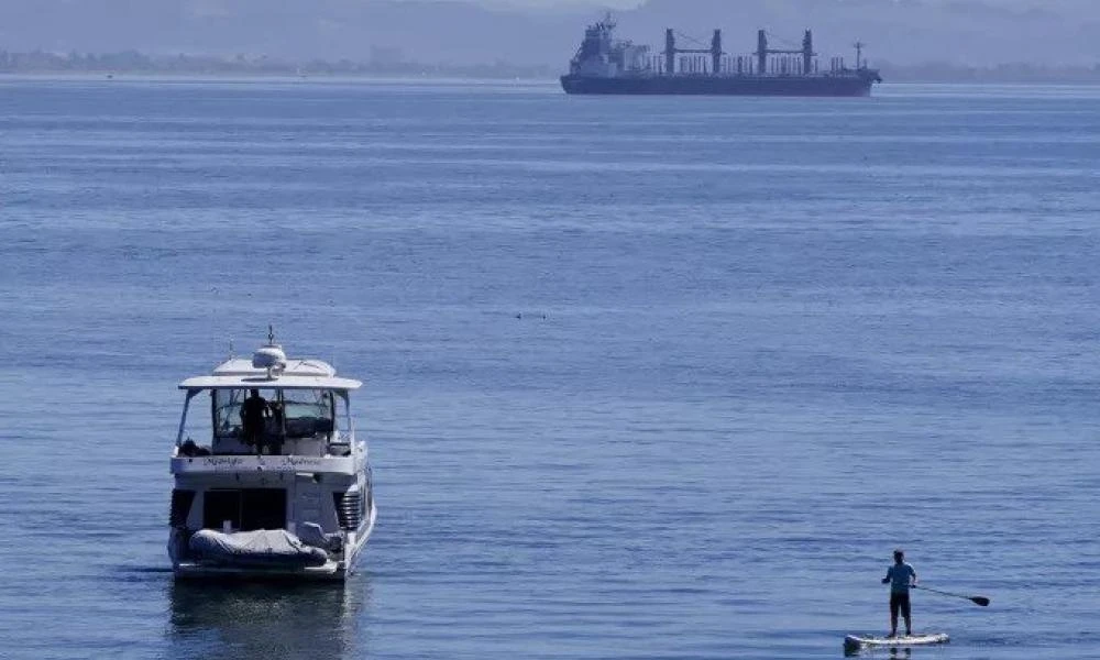 Πειρατές σπέρνουν τον όλεθρο στον κόλπο του Σαν Φρανσίσκο: Κλέβουν και λεηλατούν σκάφη (βίντεο)
